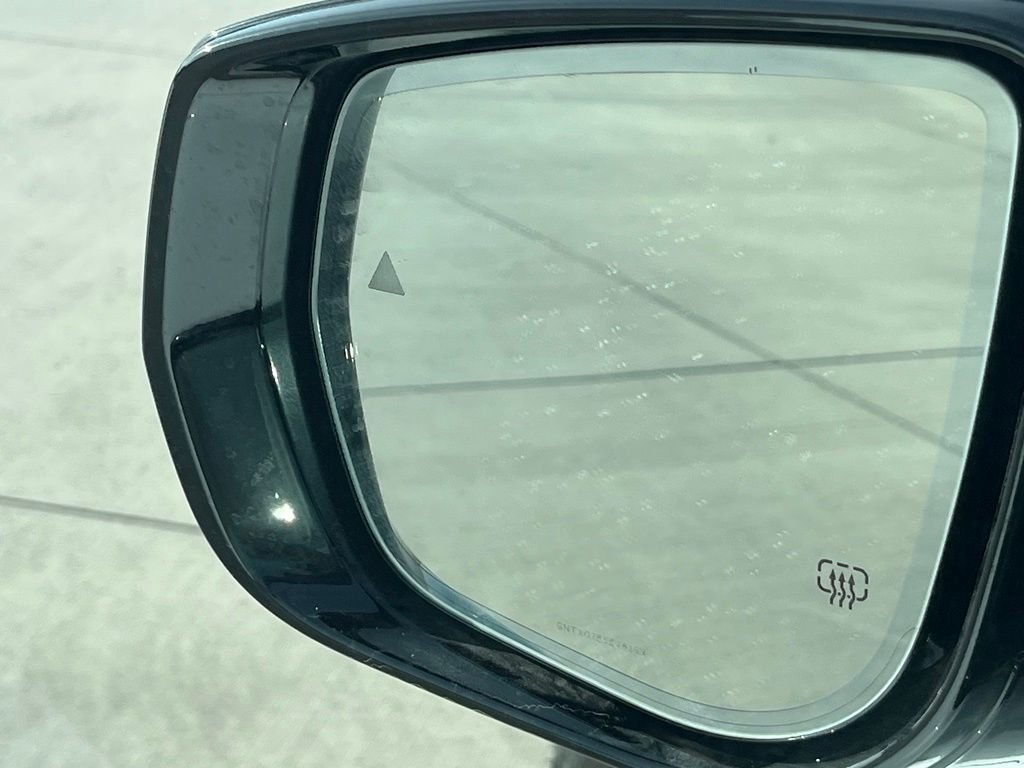 Used 2025 White Jeep Trailhawk 4xe image 9