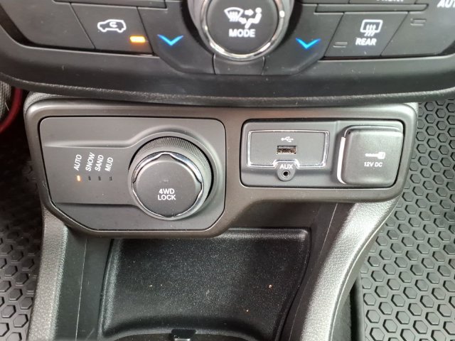 Used 2023 White Jeep Upland image 20