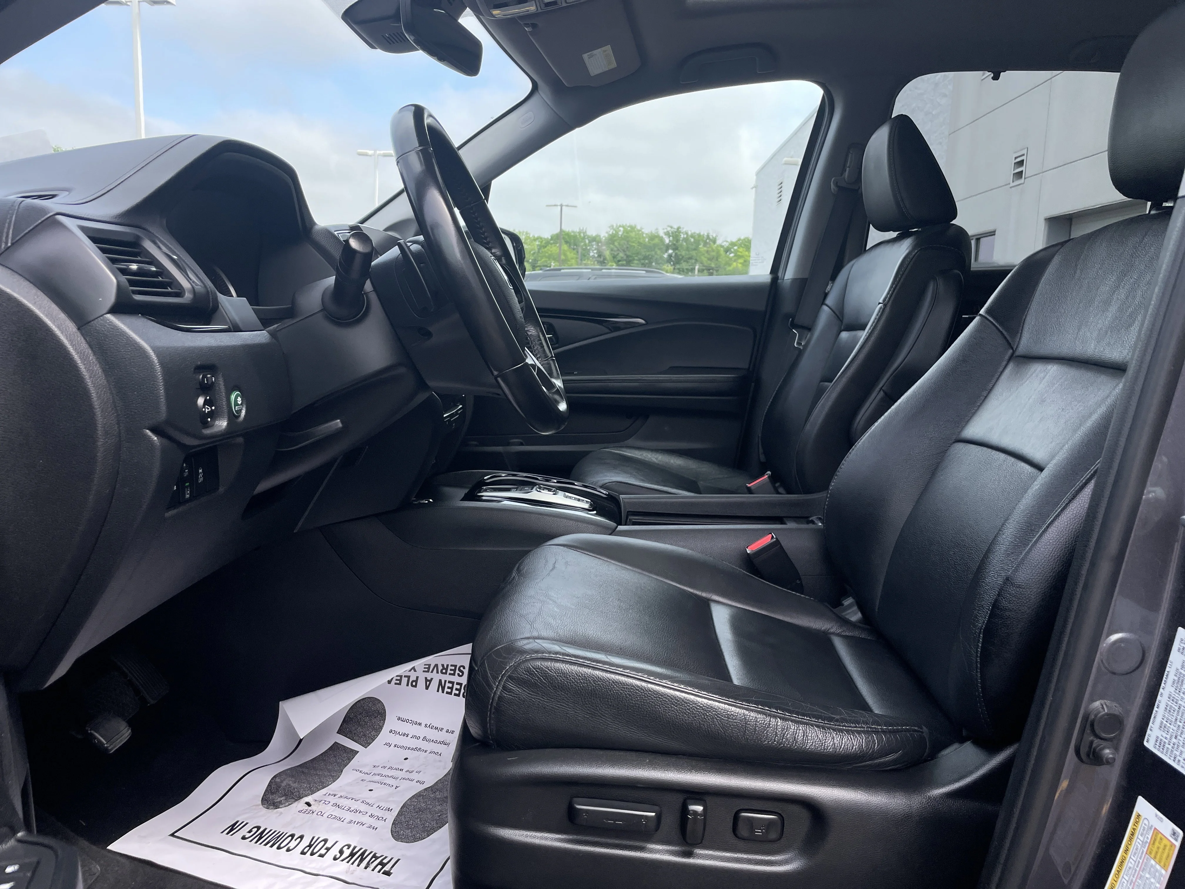 Used 2020 Gray Honda Touring 7-Passenger image 19