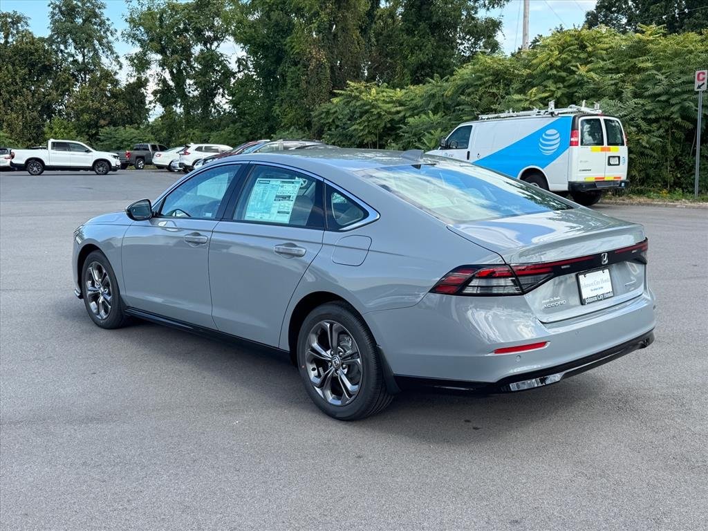 New 2026 Urban Gray Pearl Honda EX-L image 4