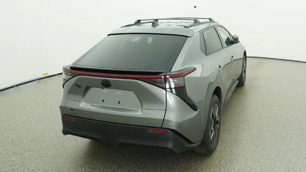 New 2026 Heavy Metal Toyota XLE image 22