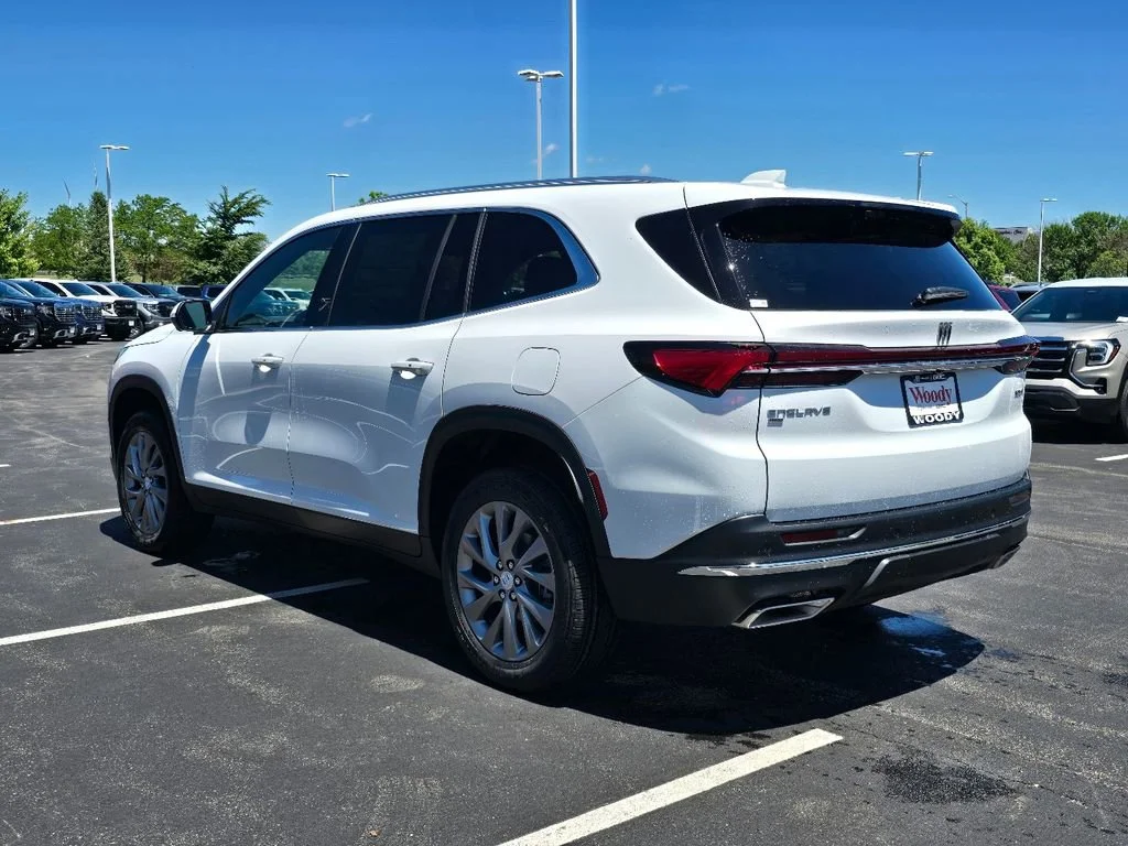 2026 Buick Enclave Preferred - Photo 10