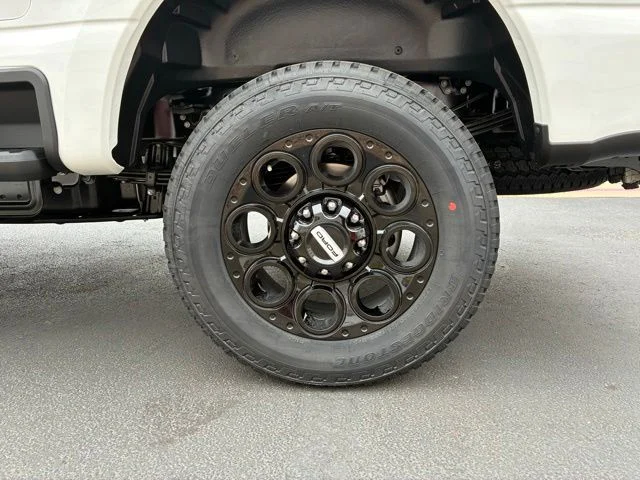 New 2026 White Metallic Ford Lariat image 17