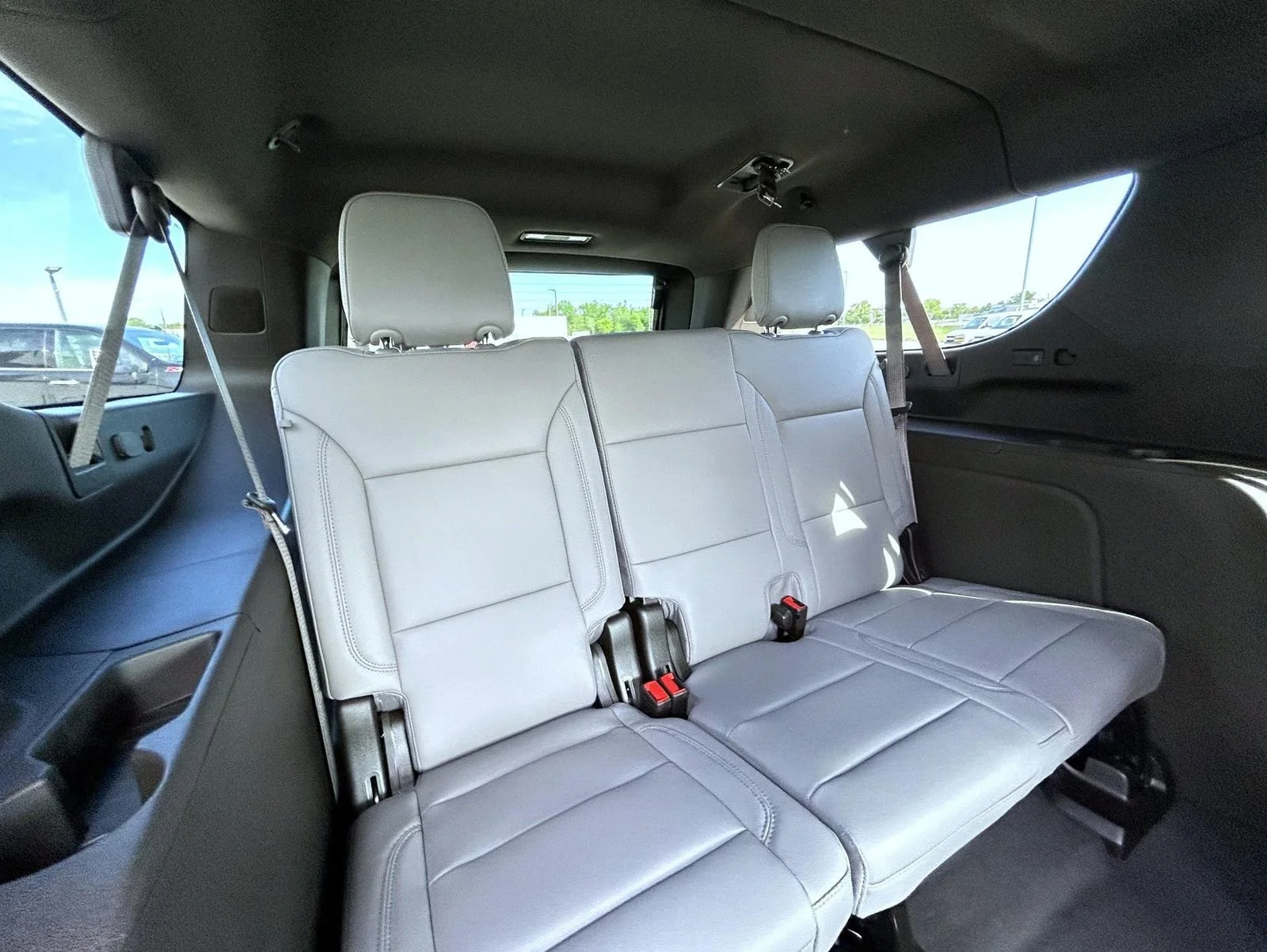 New 2026 Lakeshore Blue Metallic Chevrolet LT image 21