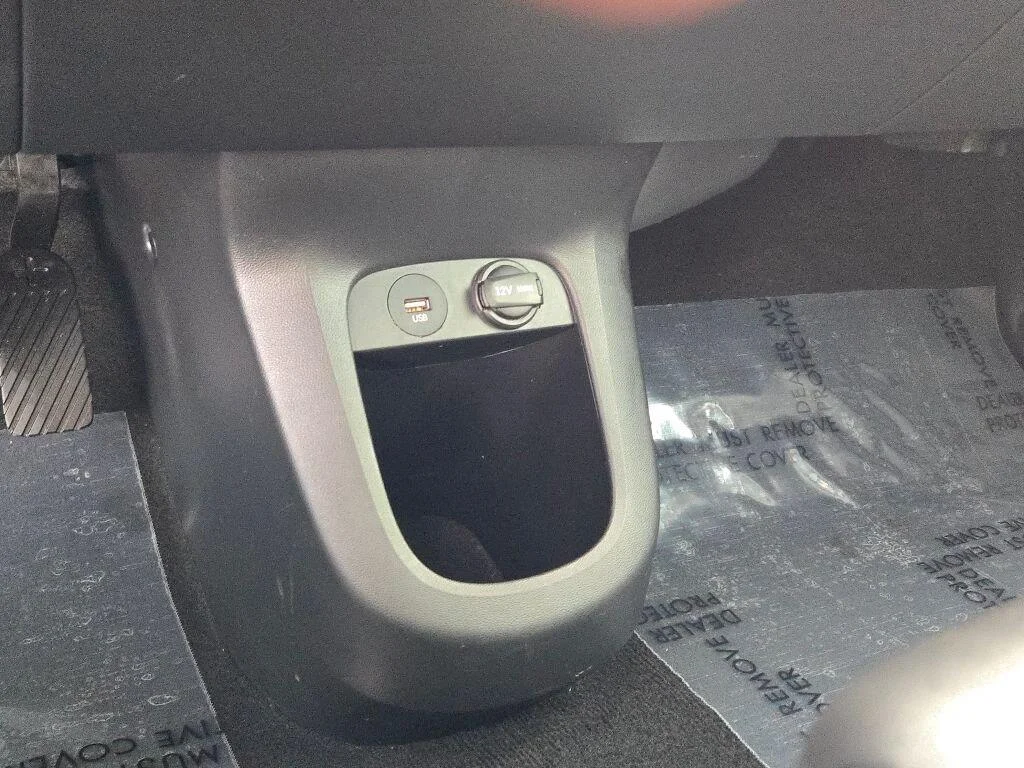 Used 2024 Digital Teal Hyundai SEL image 22