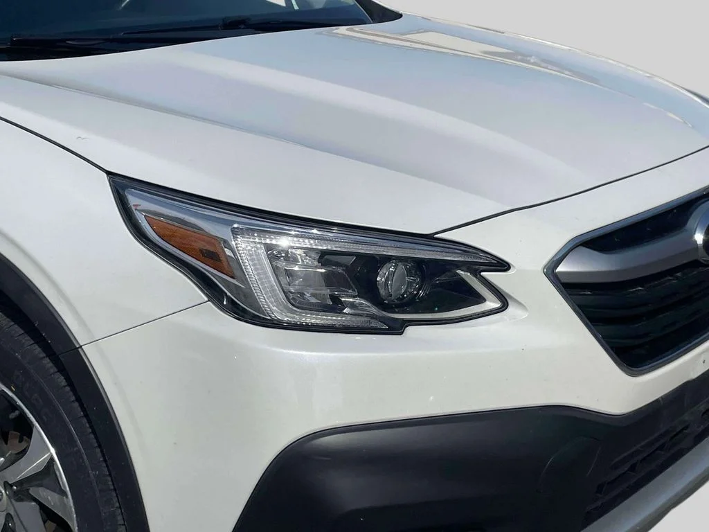 Used 2022 White Subaru Limited image 10