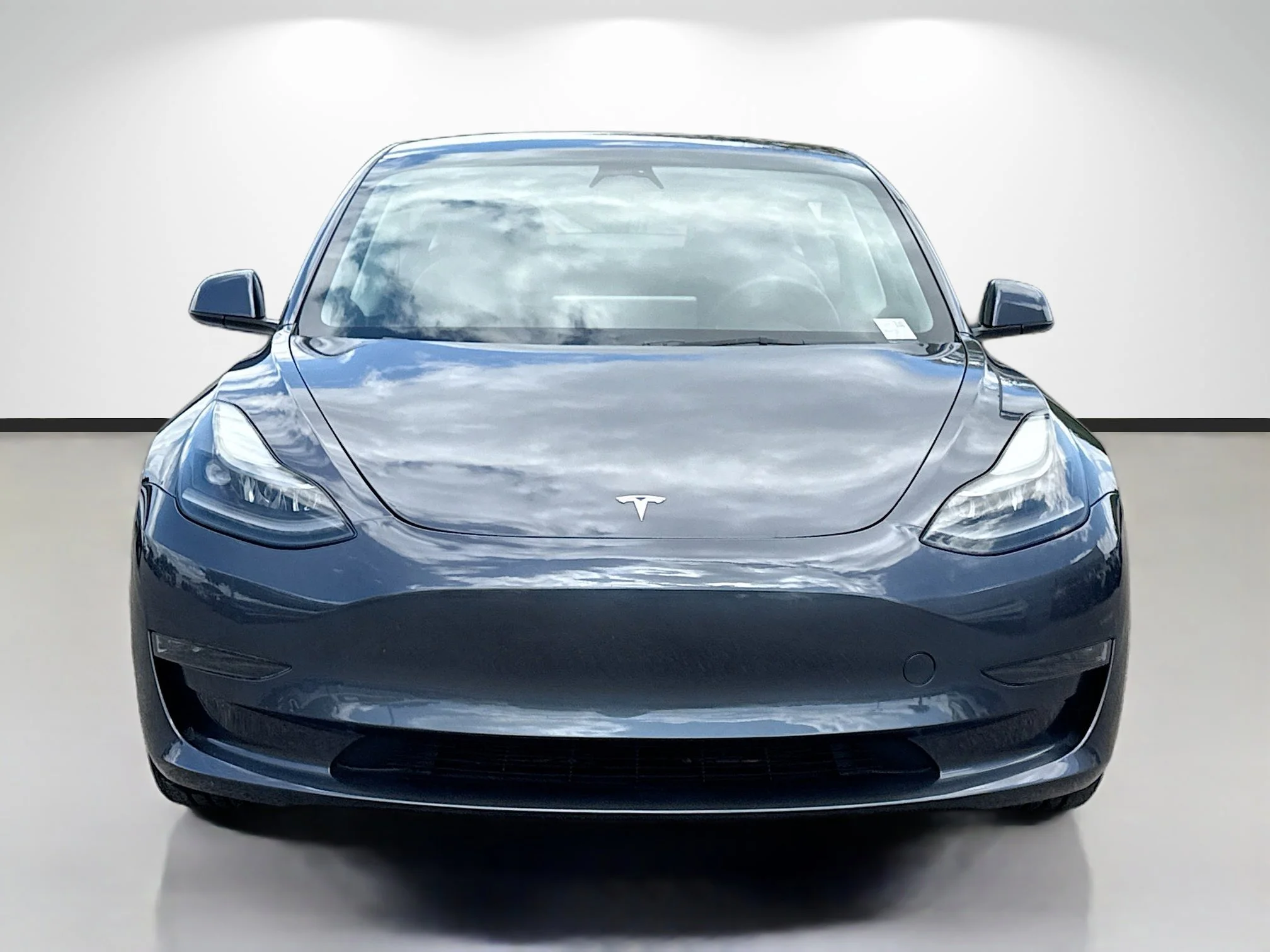 Used 2023 Midnight Silver Metallic Tesla Base image 8