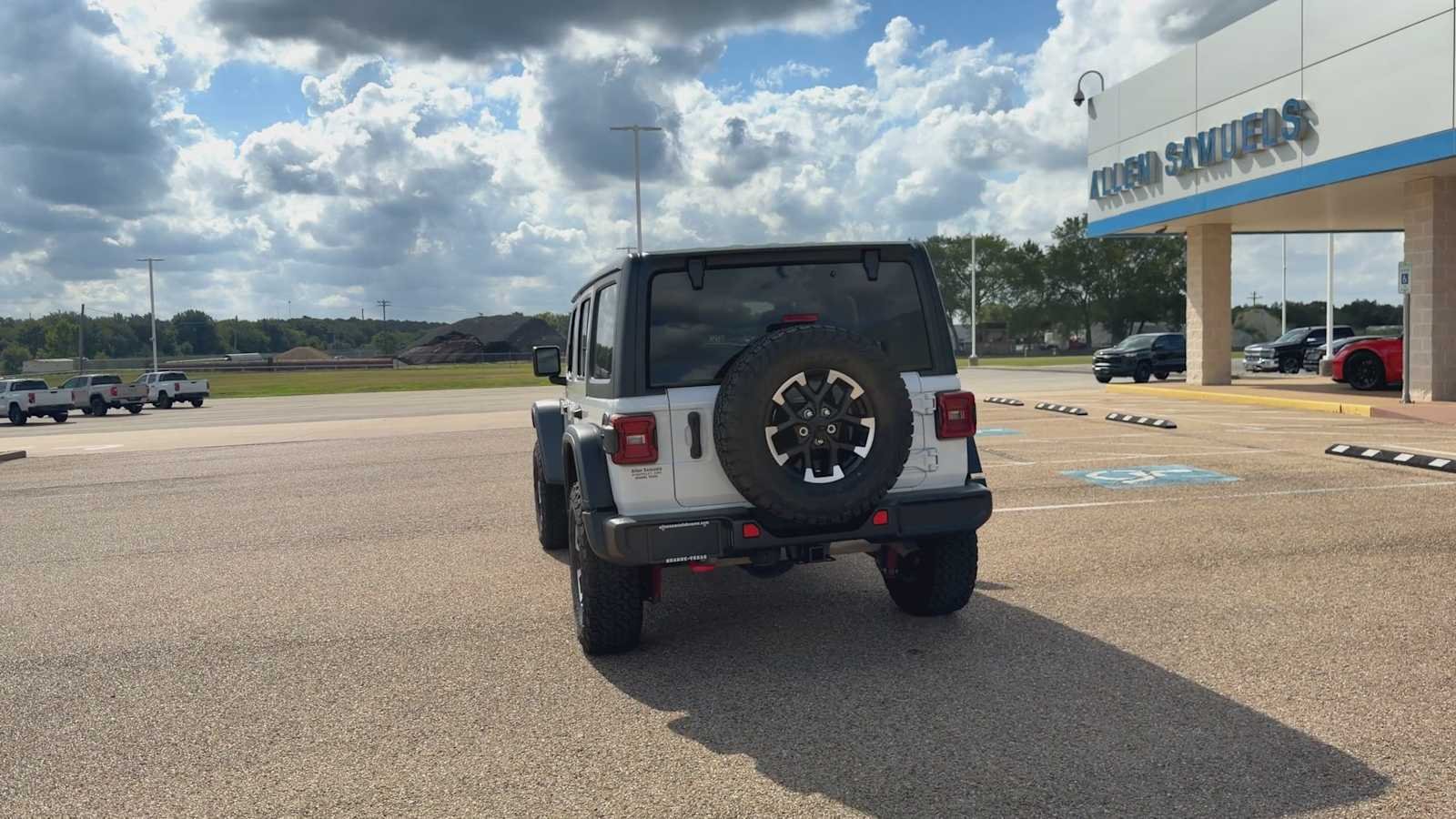 Used 2026 Bright White Clearcoat Jeep Rubicon image 7