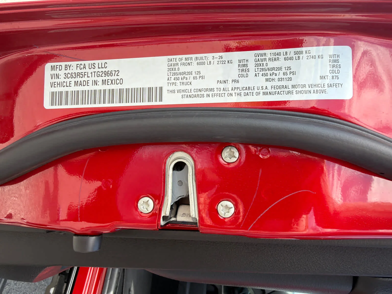 New 2026 Molten Red Pearl-Coat Exterior Paint RAM Laramie image 42