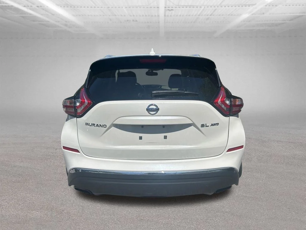 Used 2018 White Nissan SL image 4