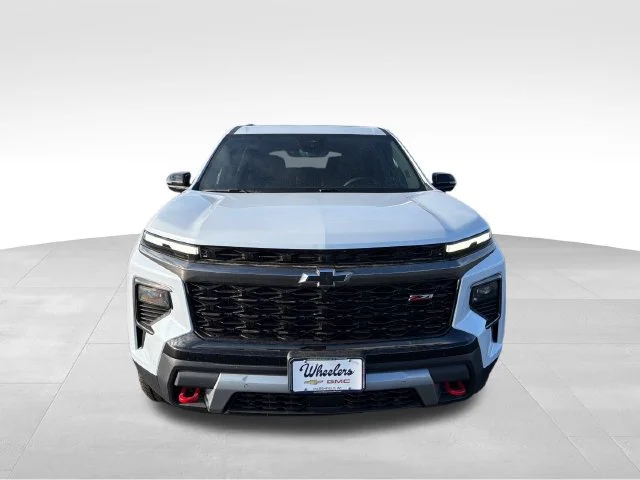 New 2026 Polar White Tricoat Chevrolet Z71 image 9