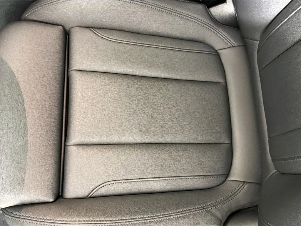 Used 2020 Alpine White BMW 330i image 20