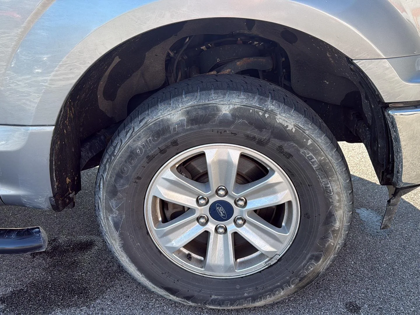 Used 2020 Iconic Silver Ford XLT image 14