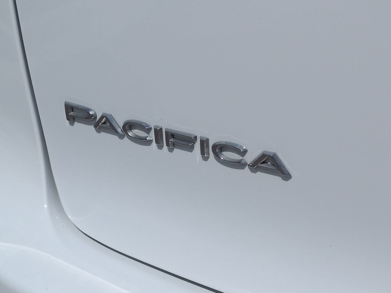 Used 2026 White Chrysler SELECT image 13