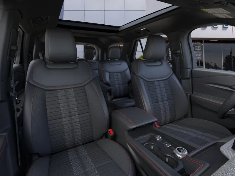 2026 Ford Explorer ST-Line - Photo 10