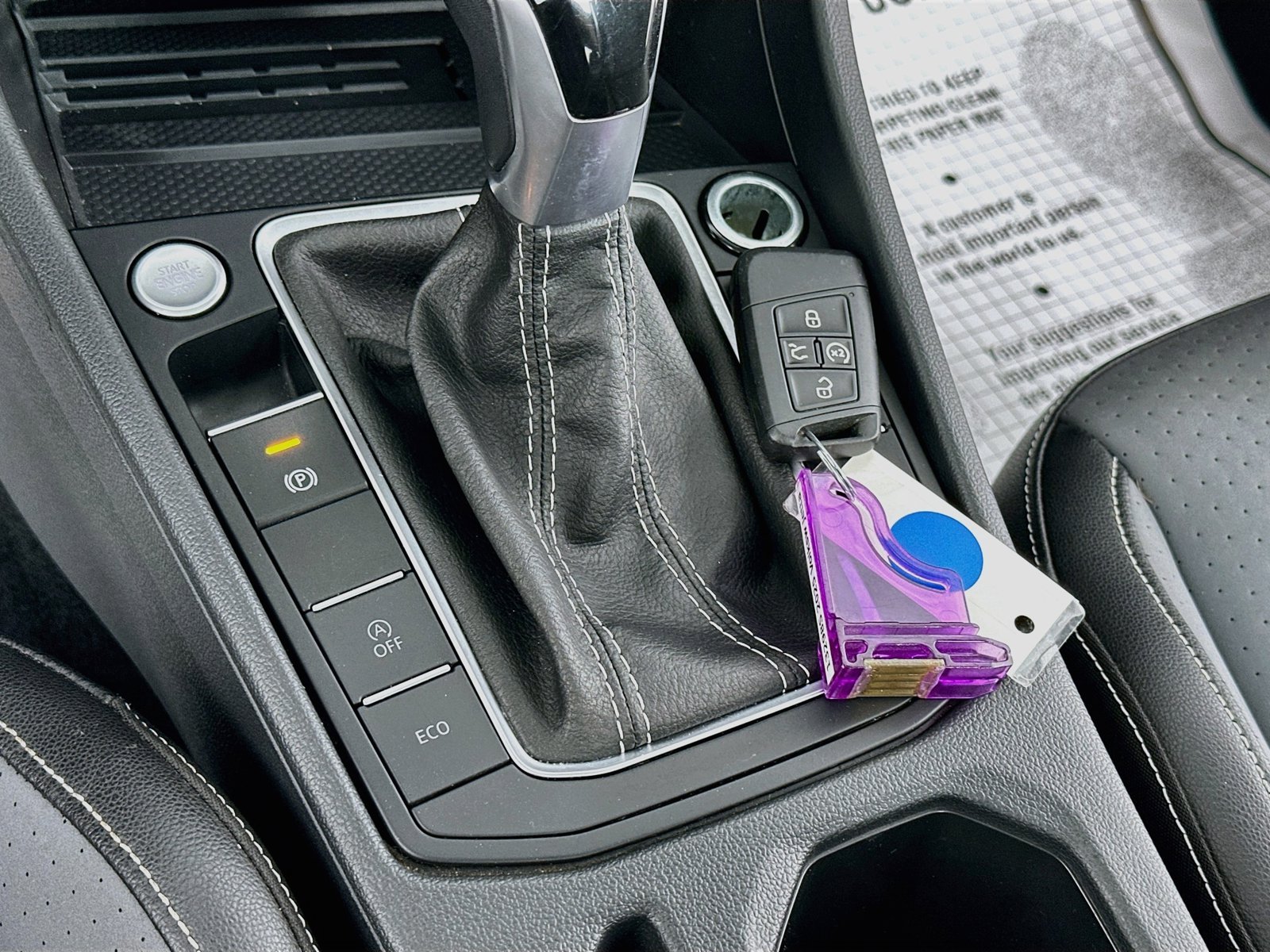 2025 Volkswagen Jetta SE - Photo 22