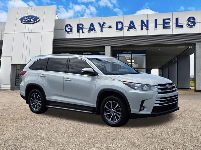 2019 Toyota Highlander XLE 4x2 V6's photo