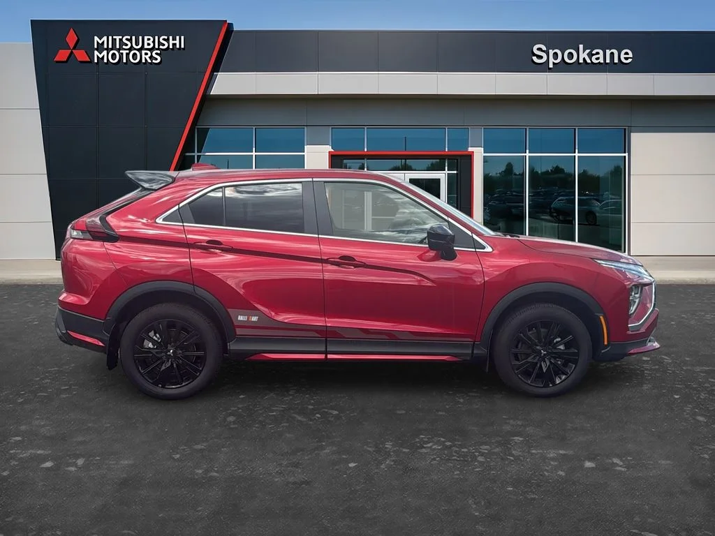 New 2026 Red Diamond Mitsubishi LE image 8