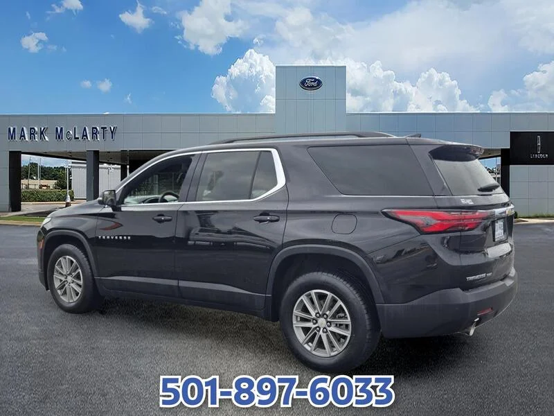Used 2023 Black Metallic CHEVROLET AWD 4DR LT CLOTH W/1LT image 3