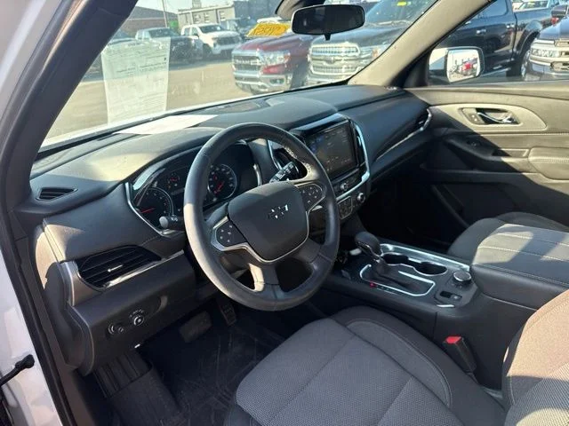 Used 2023 White Chevrolet LT image 10