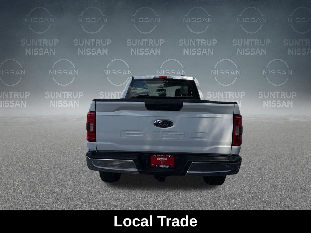 Used 2021 White Ford XLT image 9