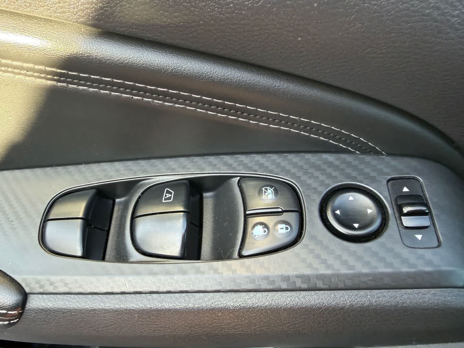 Used 2019 Gun Metallic Nissan 2.5 S image 8