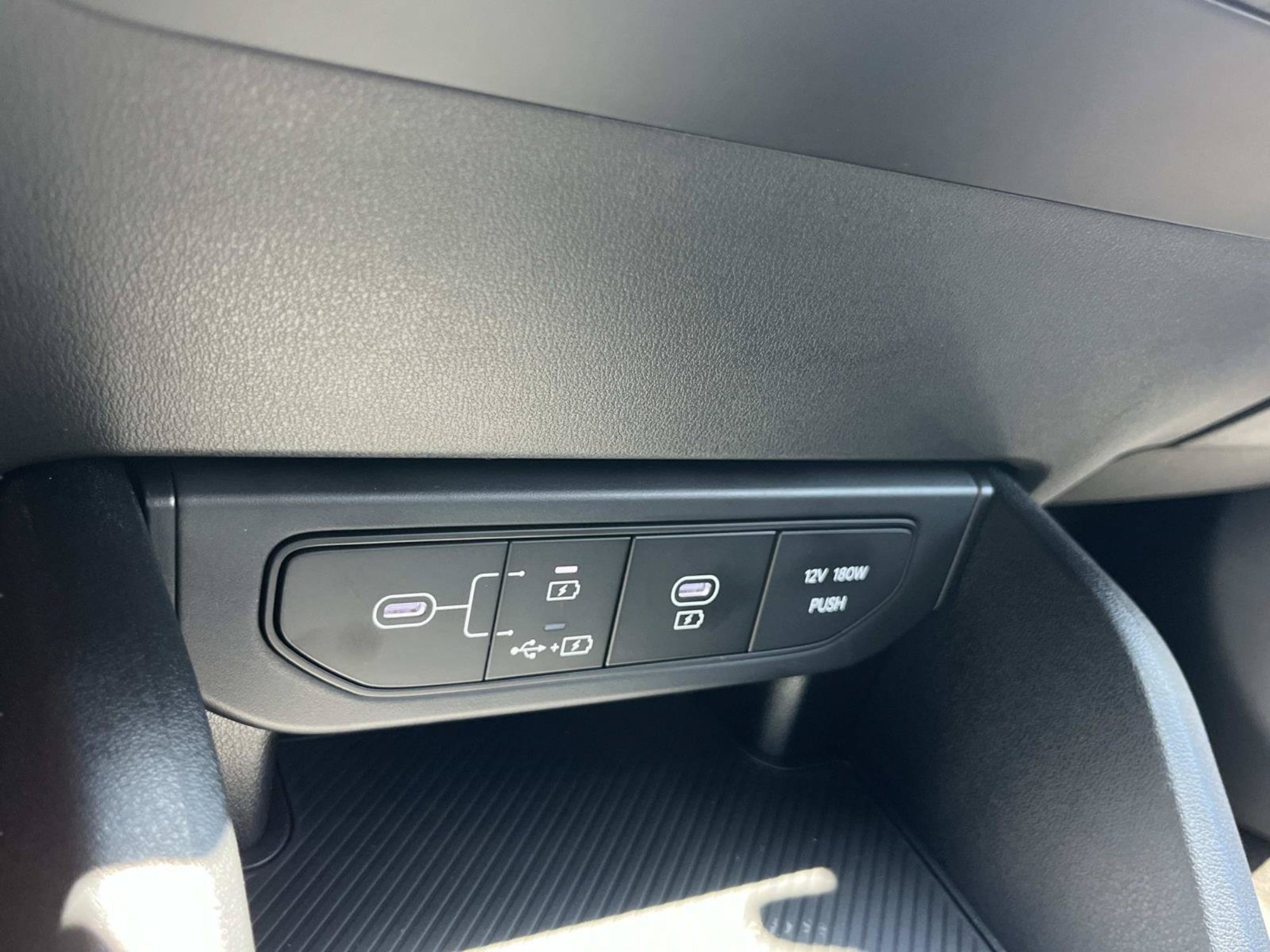 New 2026 Currant Red Kia LXS image 25