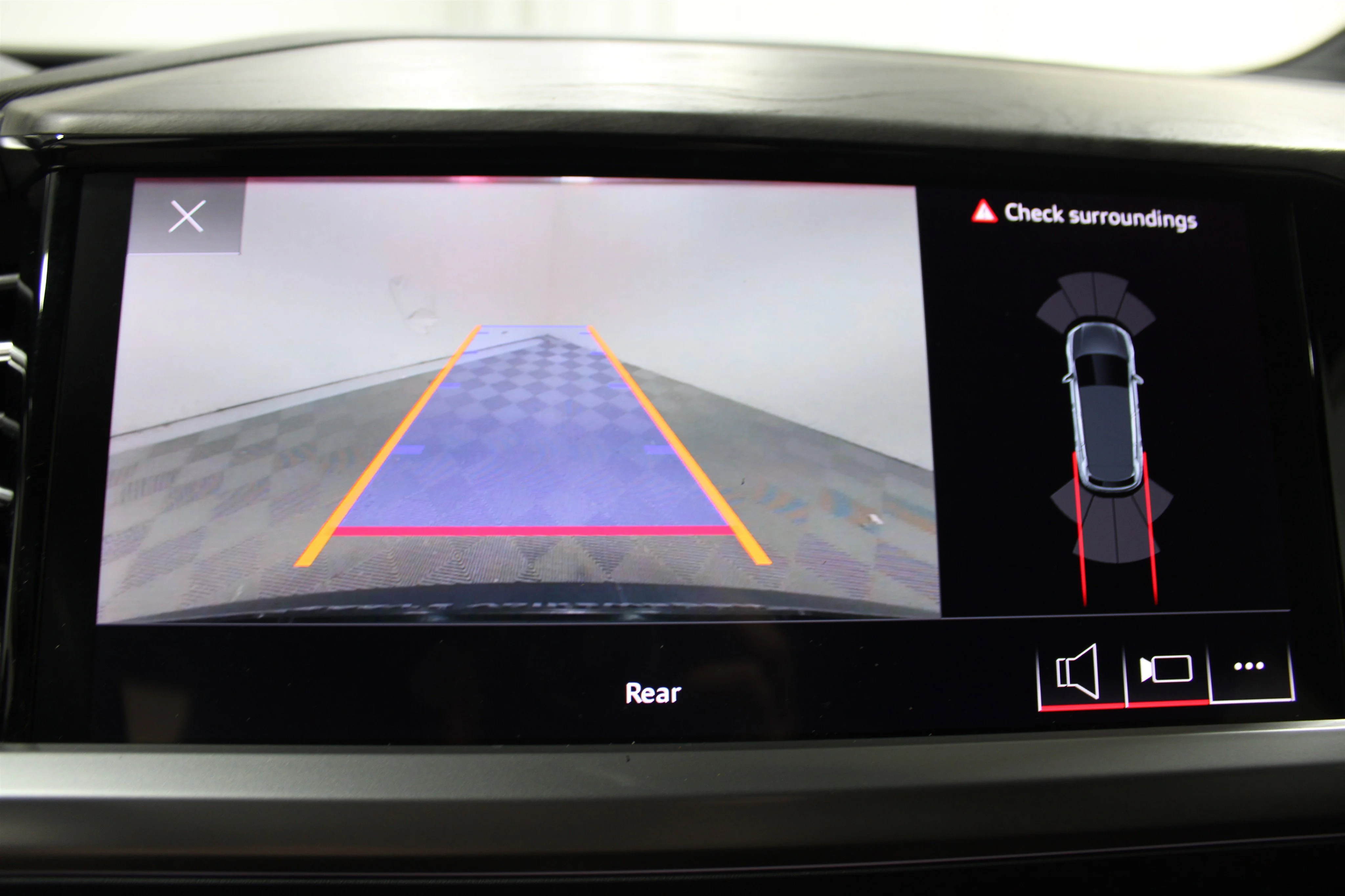 2023 Audi Q4 e-tron Premium - Photo 15