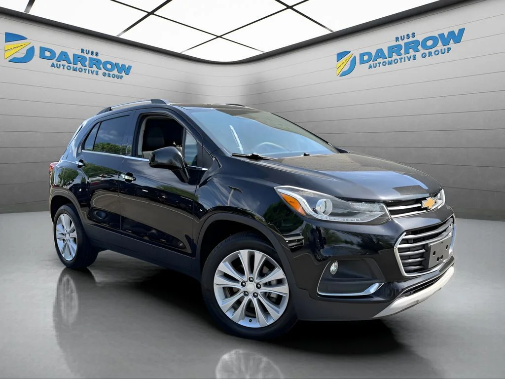 Used 2018 Black Chevrolet Premier image 7