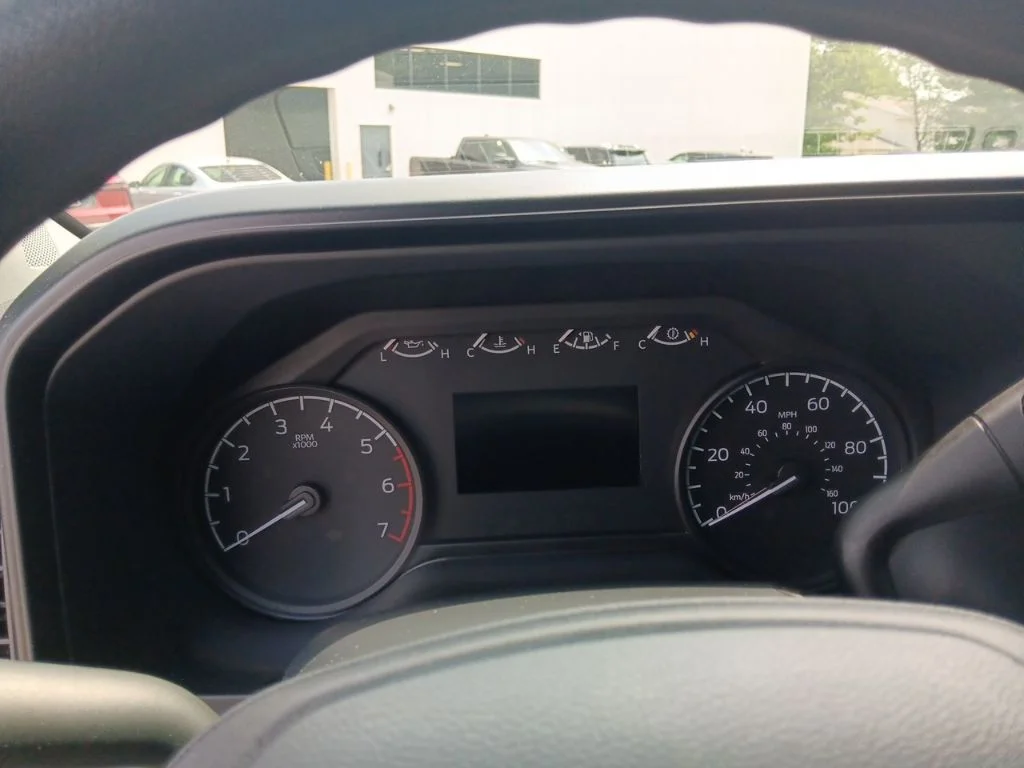 Used 2024 Oxford White Ford XL image 18
