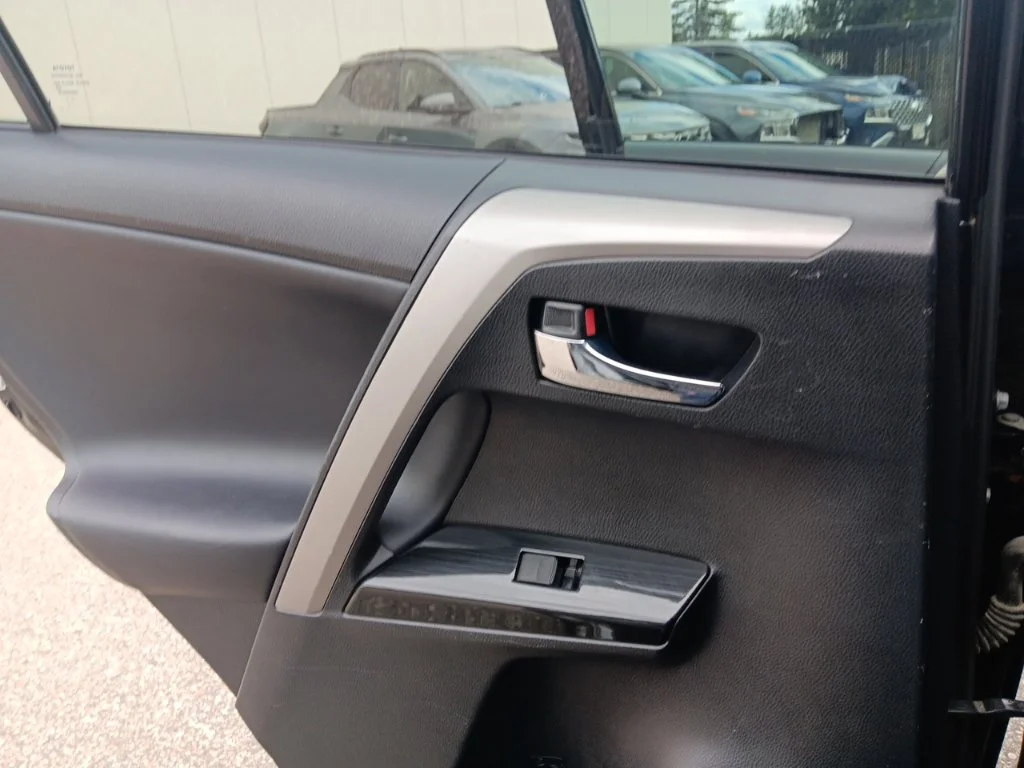 Used 2016 Black Toyota Limited image 33