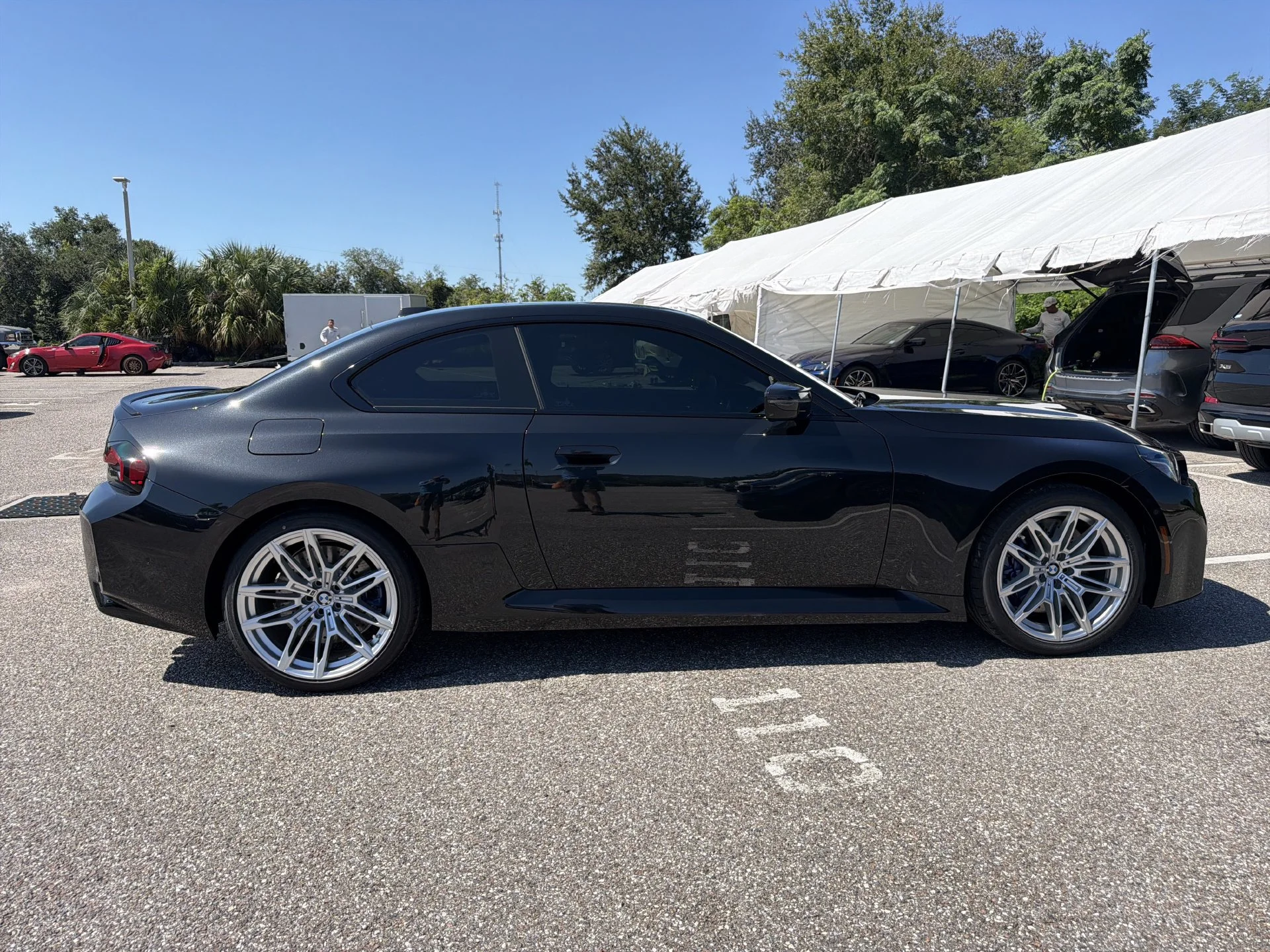 New 2027 Black Sapphire Metallic BMW Base image 3