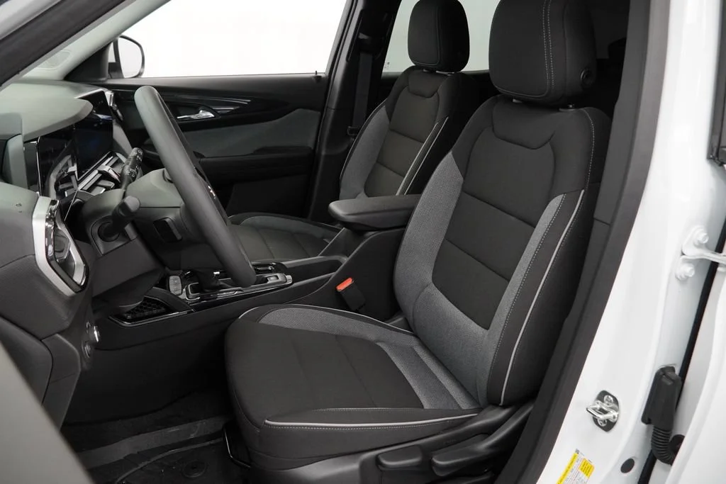 New 2026 Summit White Chevrolet LT image 6