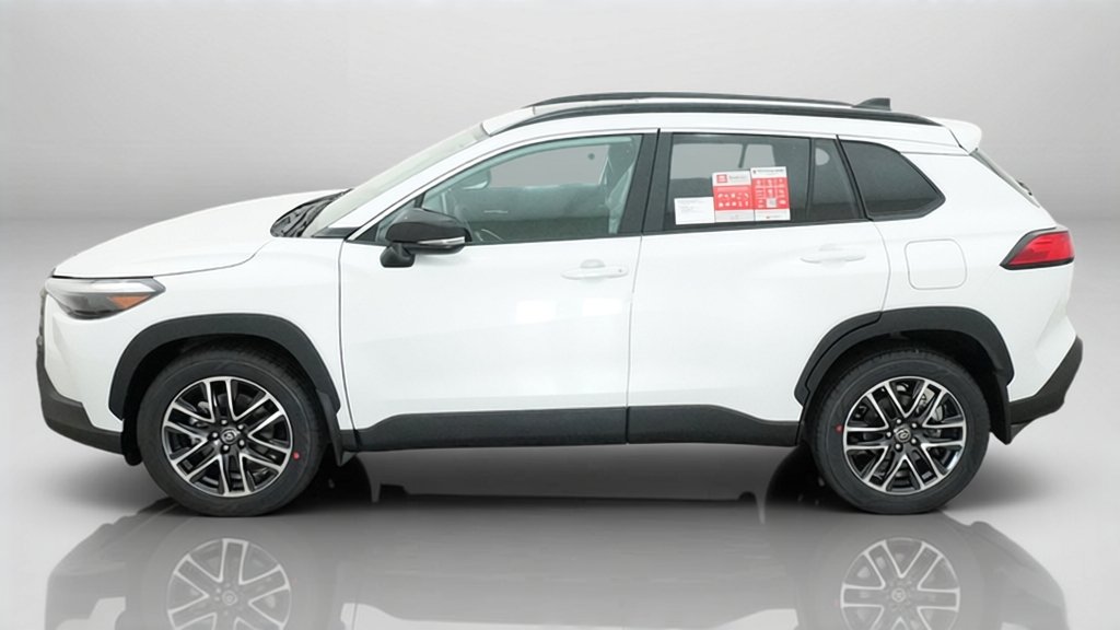 New 2026 Wind Chill Pearl Toyota XLE image 32