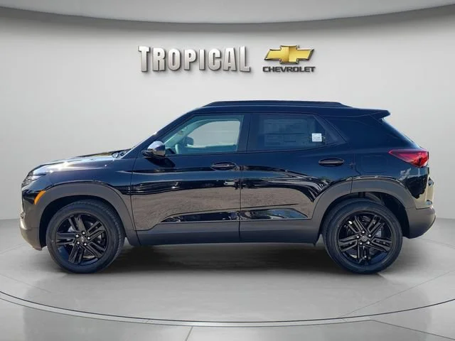 New 2026 Mosaic Black Metallic Chevrolet LT image 2