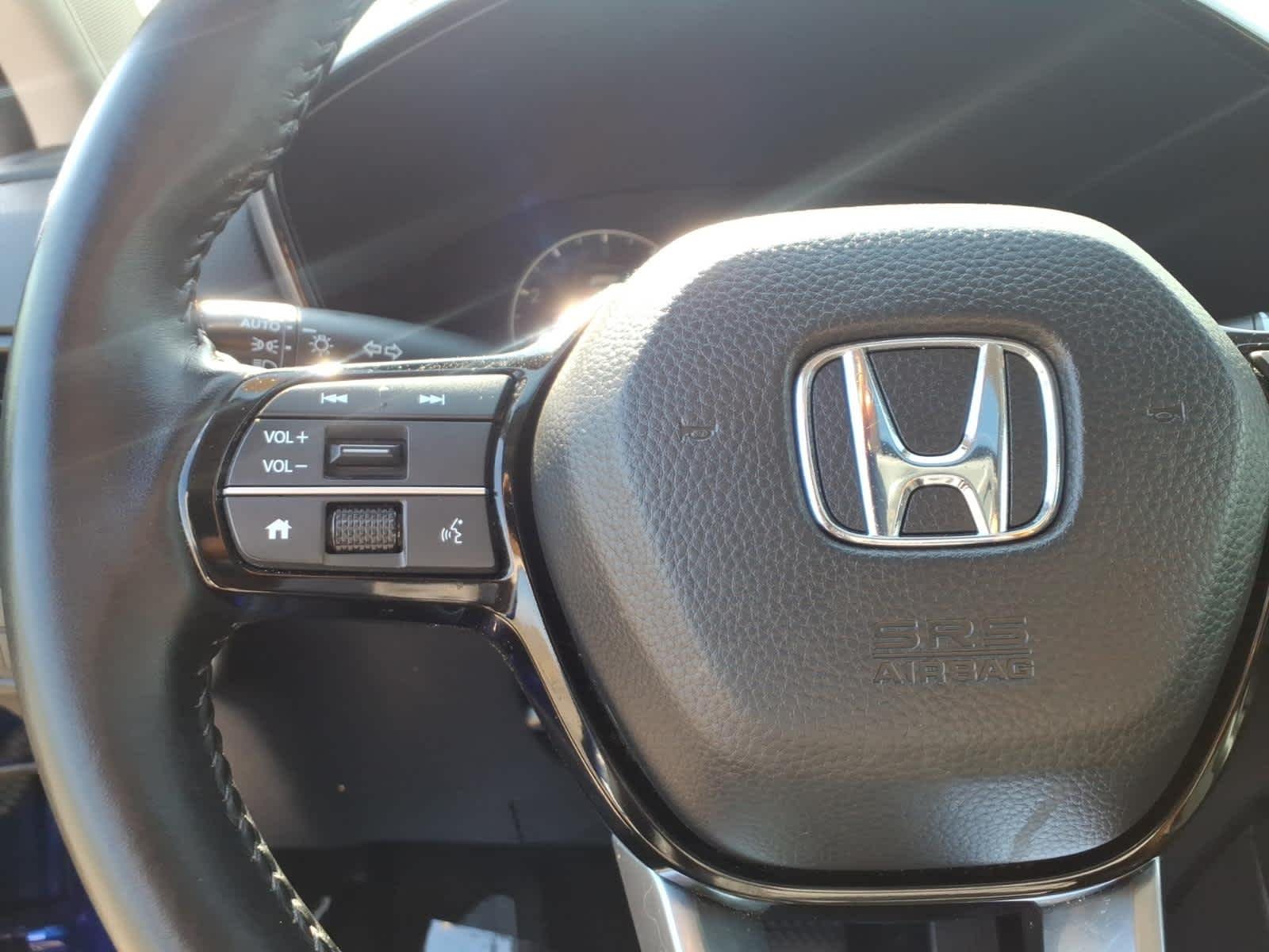 Certified Used 2025 Still Night Pearl Honda EX-L image 22
