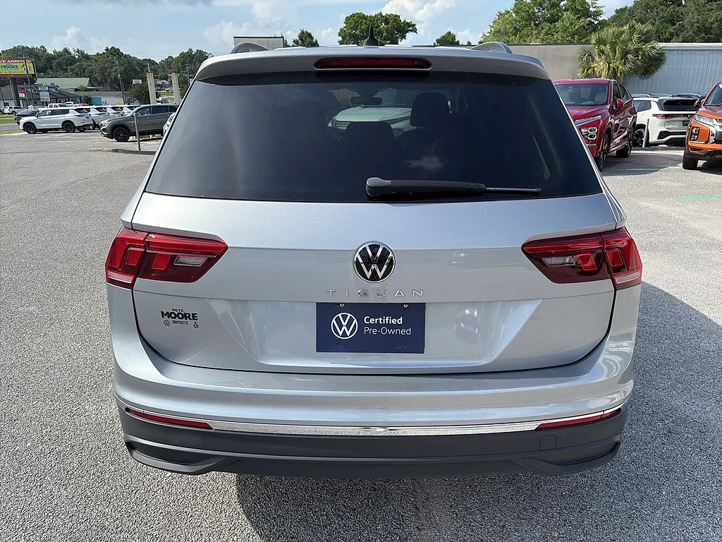 Certified Used 2023 Pyrite Silver Metallic Volkswagen 2.0T S FWD image 7