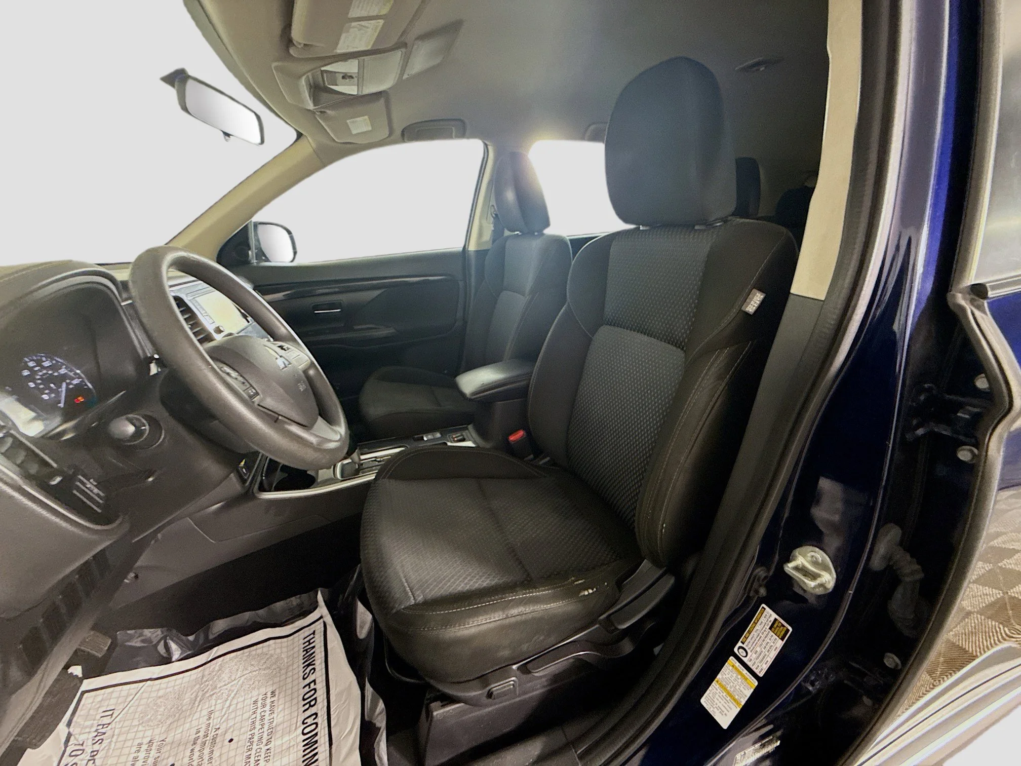 Used 2020 Cosmic Blue Metallic Mitsubishi ES image 17