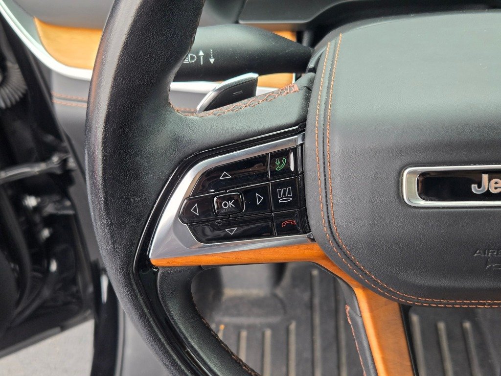 Used 2021 Black Jeep Summit image 33