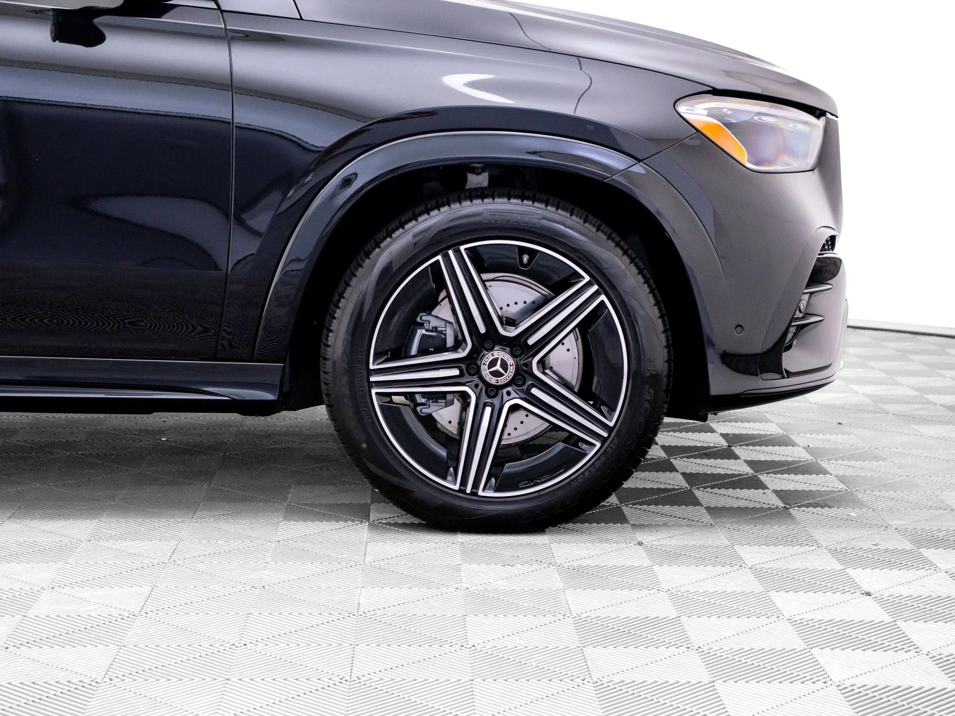 New 2026 Black Mercedes-Benz GLE 450 Coupe image 39