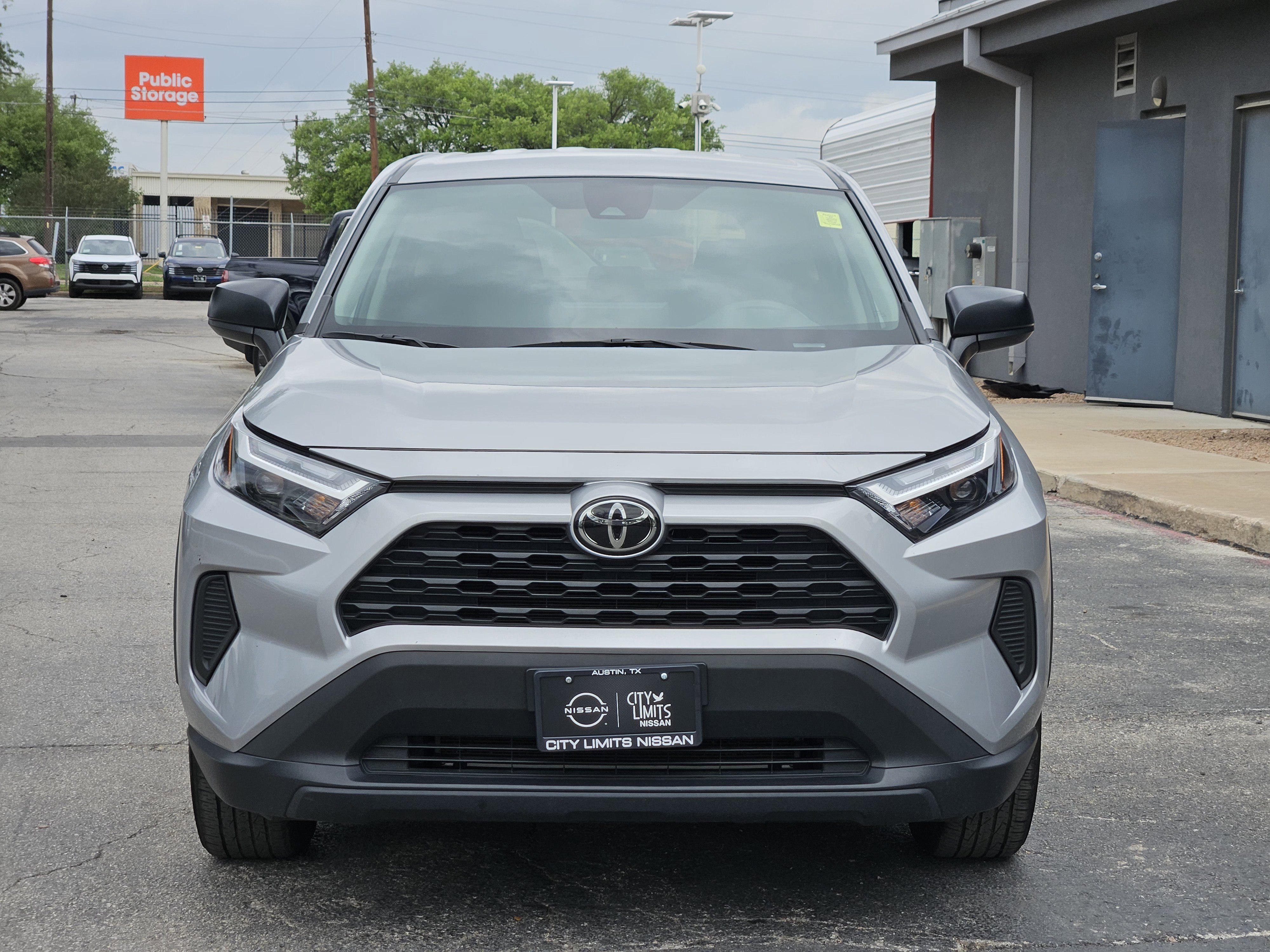 Used 2024  Toyota LE image 2