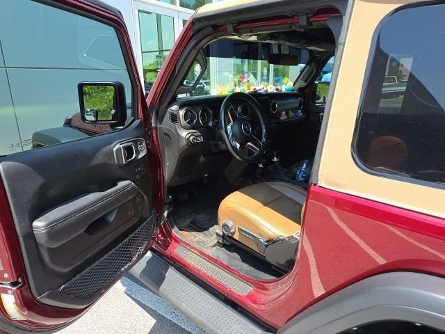 Used 2021 Red Jeep Rubicon image 12