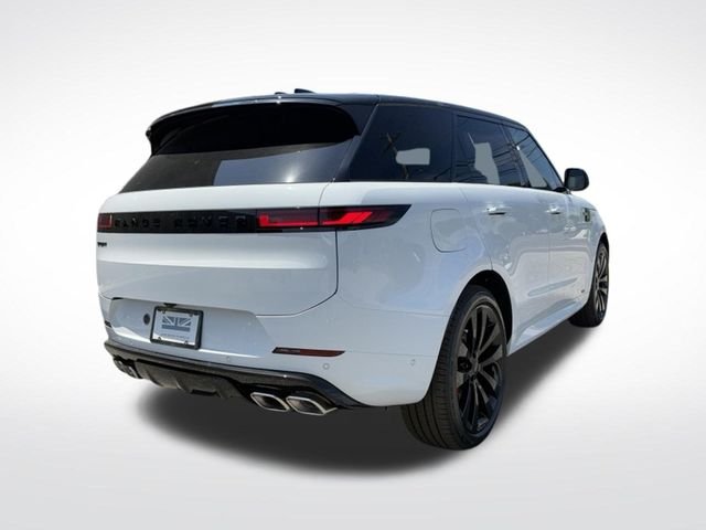 New 2026 Fuji White Land Rover Dynamic SE image 7