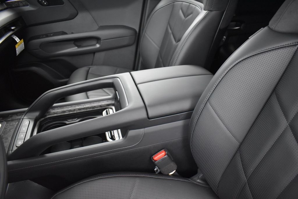 New 2027 Wolf Gray Kia X-Pro SX Prestige image 11