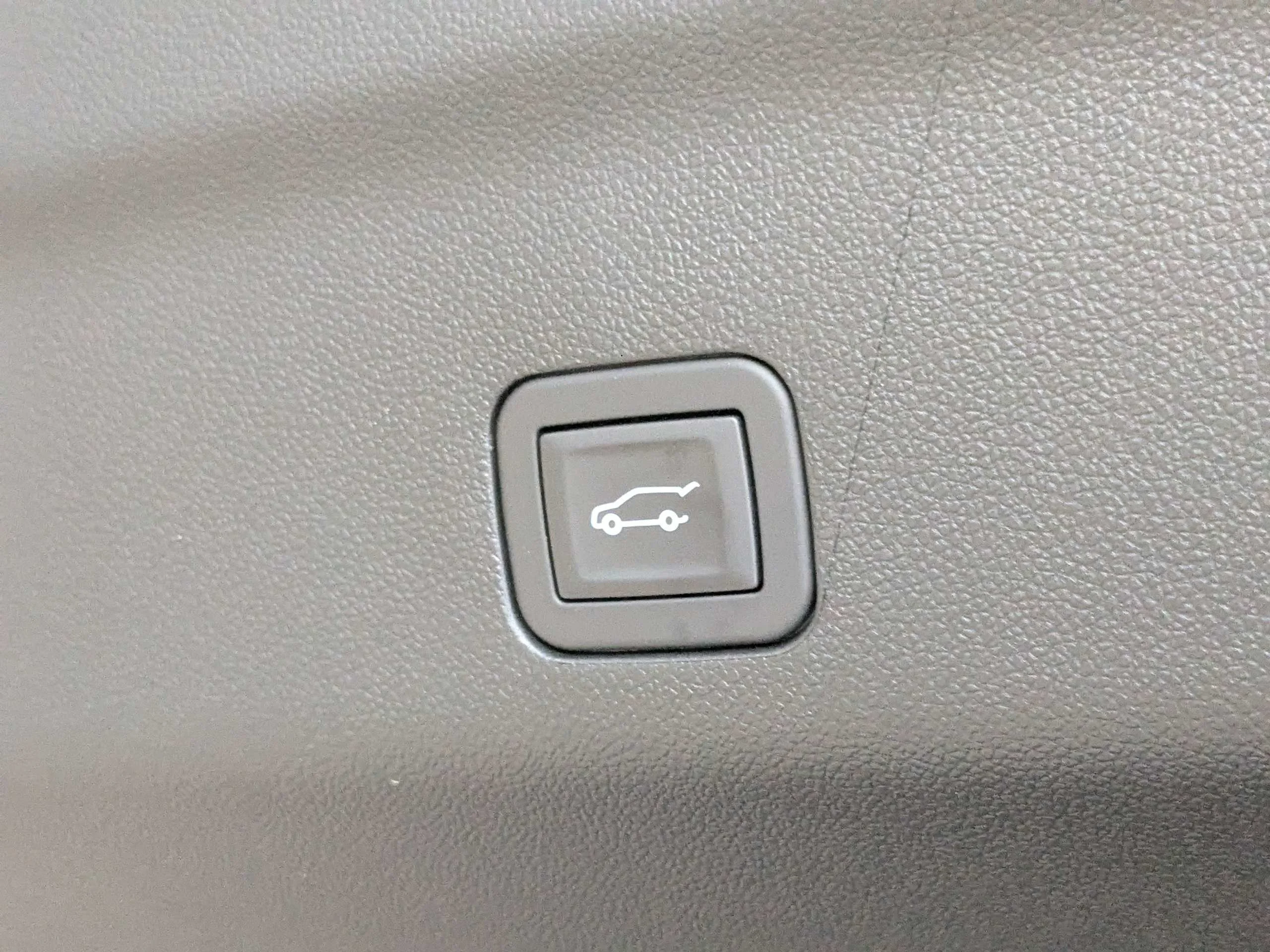 2027 GMC Yukon Denali Ultimate - Photo 7