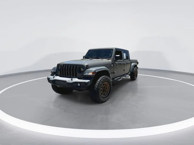 Used 2020 Gray Jeep Sport image 4