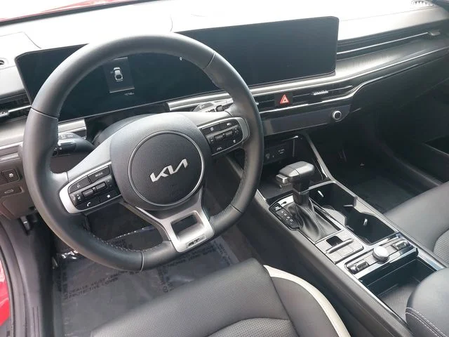 Used 2025 Red Kia GT-Line image 16