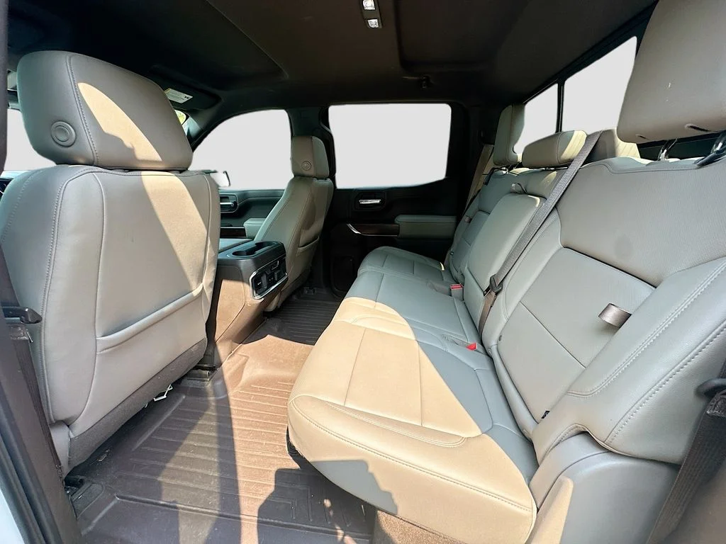 Used 2019 White GMC SLT image 25