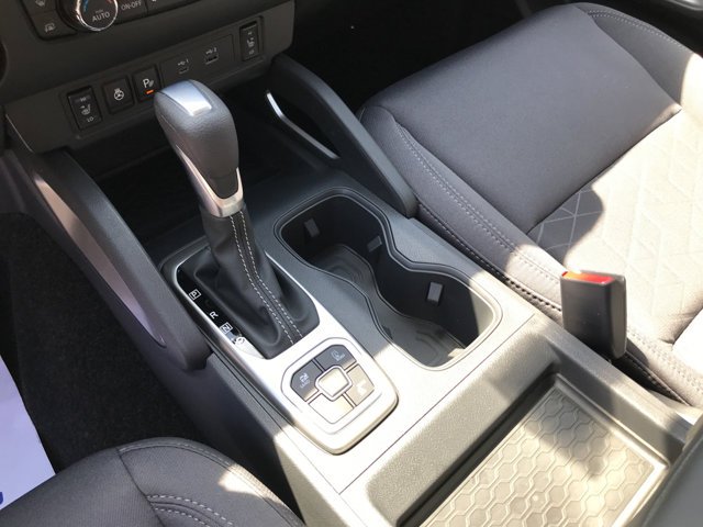 2026 Nissan Frontier SV - Photo 18