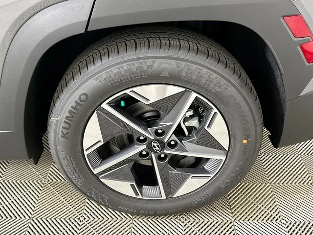 New 2026 Hyundai TUCSON SEL